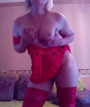 Я - креативная, нежная и опытная индивидуалка 😘 Живу в Москве и готова предложить тебе незабываемые моменты наслаждения 🌹 Мои услуги включают все, что ты можешь себе представить 💋 Я открыта для экспериментов и всегда готова исполнить все твои фантазии 💫 Обеспечу тебя удовольствием, которое ты до сих пор только мечтал испытать 😍 Мои фото подтверждают, что я на самом деле - сексуальная богиня 👑 Отзывы моих клиентов лишь подтверждают мою незабываемую работу 💯 Так что не упусти возможность провести время со мной в Москве и окунуться в мир наслаждения и страсти 💥 Не будешь разочарован, поверь мне 😉✨ Кира